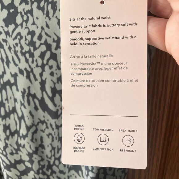 Athleta Salutation Stash Pocket II Printed Tight Legging 7/8 Women’s Sz S Petite - Picture 5 of 10